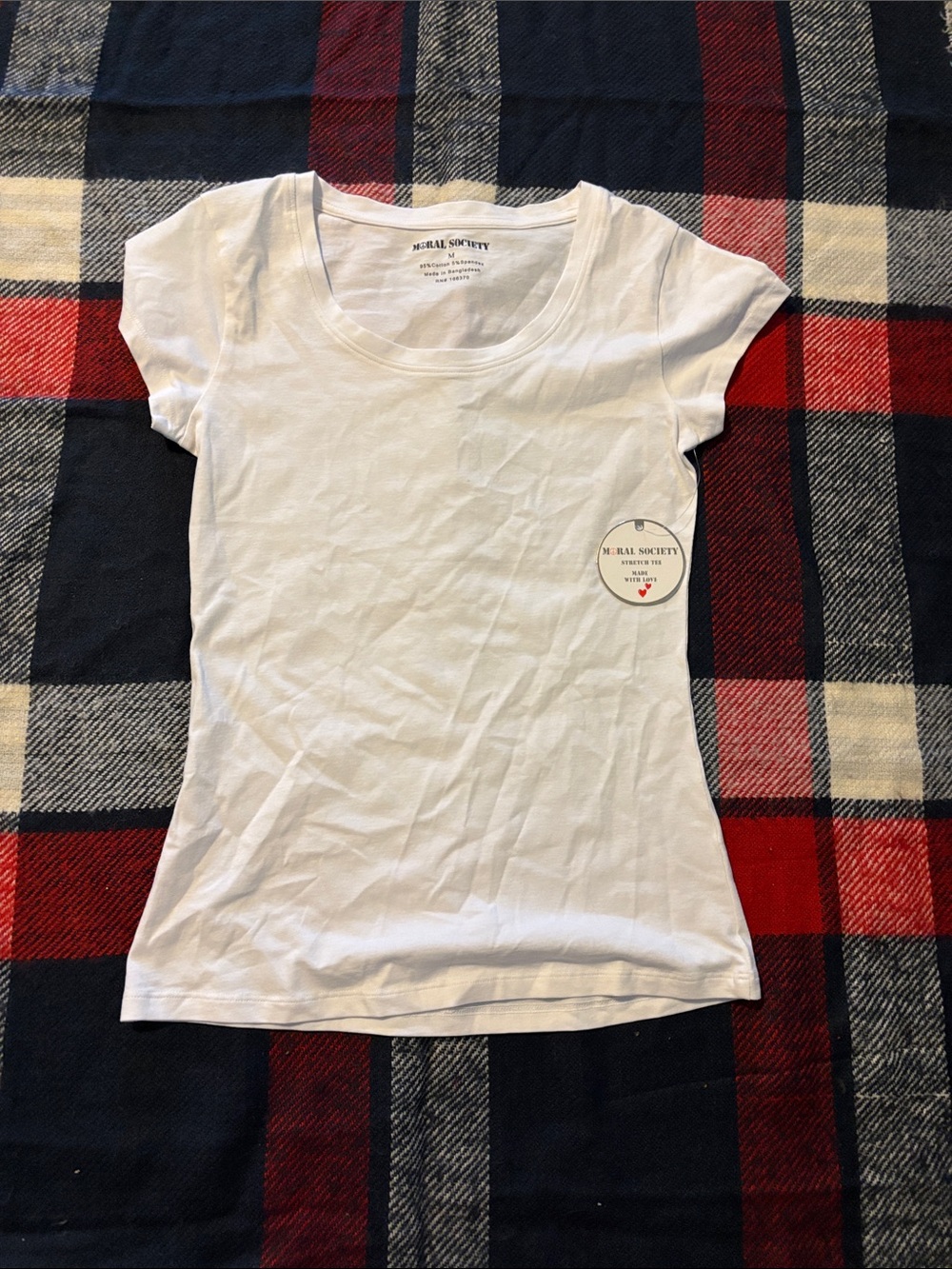 Women's Classic White Scoop Neck Tee